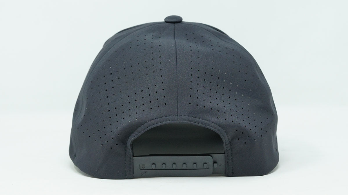 Flexfit Delta Snapback with Perforation OB Black